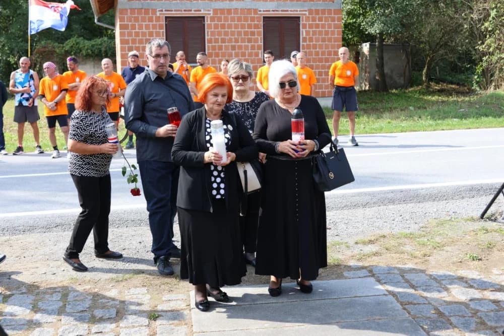 TUŽNA OBLJETNICA U KAMENSKOJ: Sjećanje na hrvatske branitelje - prve žrtve Požeštine
