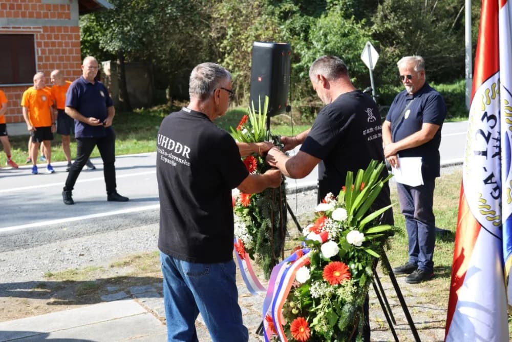 TUŽNA OBLJETNICA U KAMENSKOJ: Sjećanje na hrvatske branitelje - prve žrtve Požeštine
