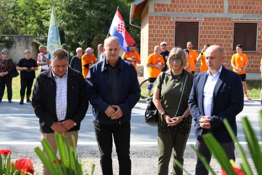 TUŽNA OBLJETNICA U KAMENSKOJ: Sjećanje na hrvatske branitelje - prve žrtve Požeštine