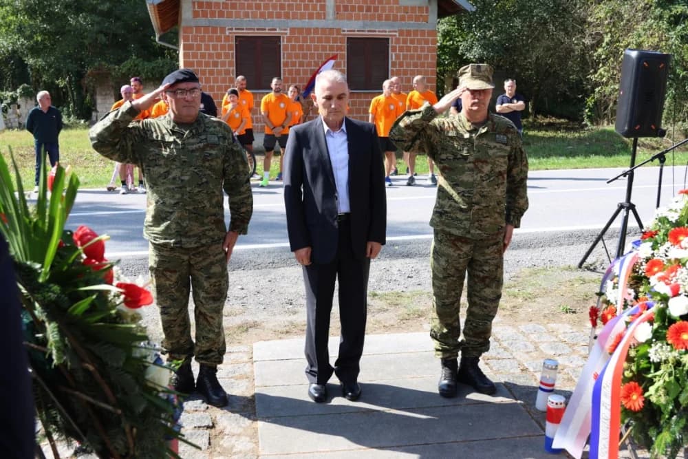 TUŽNA OBLJETNICA U KAMENSKOJ: Sjećanje na hrvatske branitelje - prve žrtve Požeštine