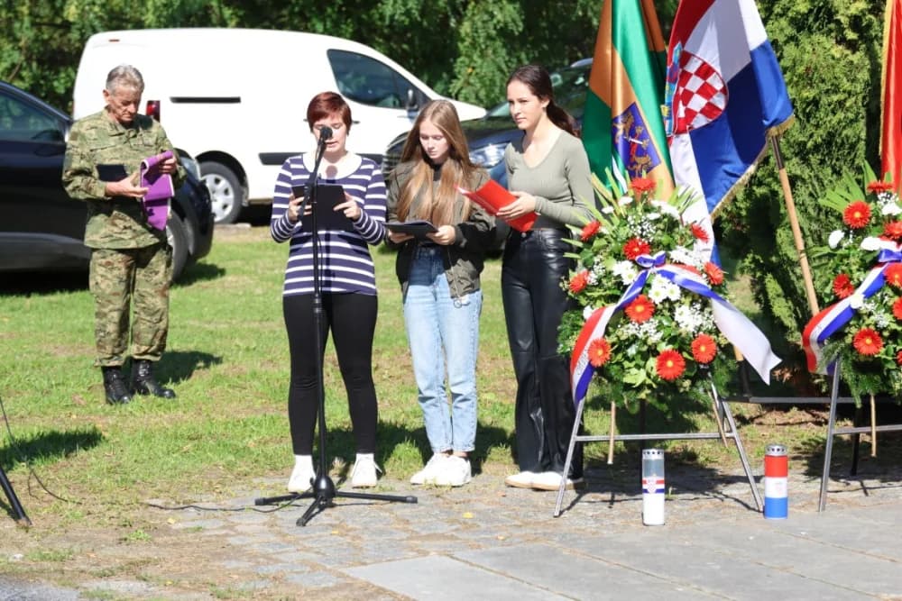 TUŽNA OBLJETNICA U KAMENSKOJ: Sjećanje na hrvatske branitelje - prve žrtve Požeštine