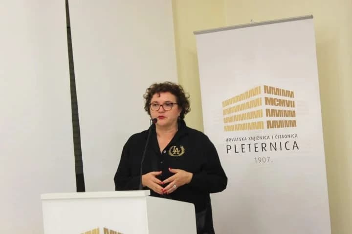 Otvorena izložba u Knjižnici Pleternica ʼIz zbirke Milana Bajta (1957.-2023.)ʼ