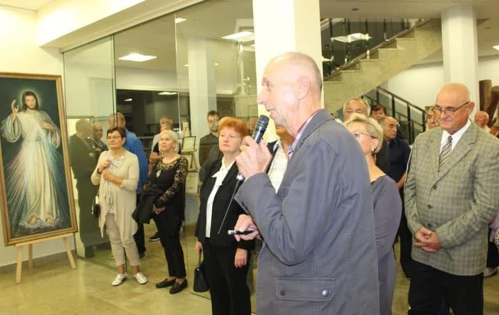 Otvorena izložba u Knjižnici Pleternica ʼIz zbirke Milana Bajta (1957.-2023.)ʼ