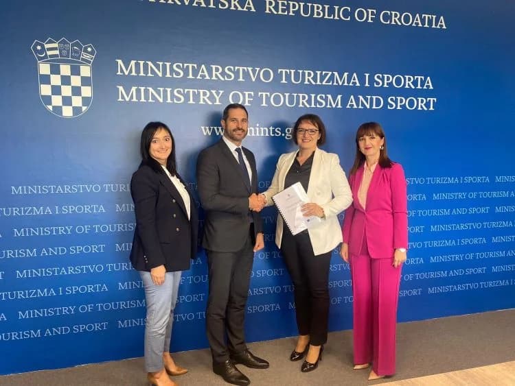 IZGRADNJA SMJEŠTAJNIH KAPACITETA U PLETERNICI: Razvojem Centra samice do novog prostora interpretacije baštine i kvalitetnije turističke ponude