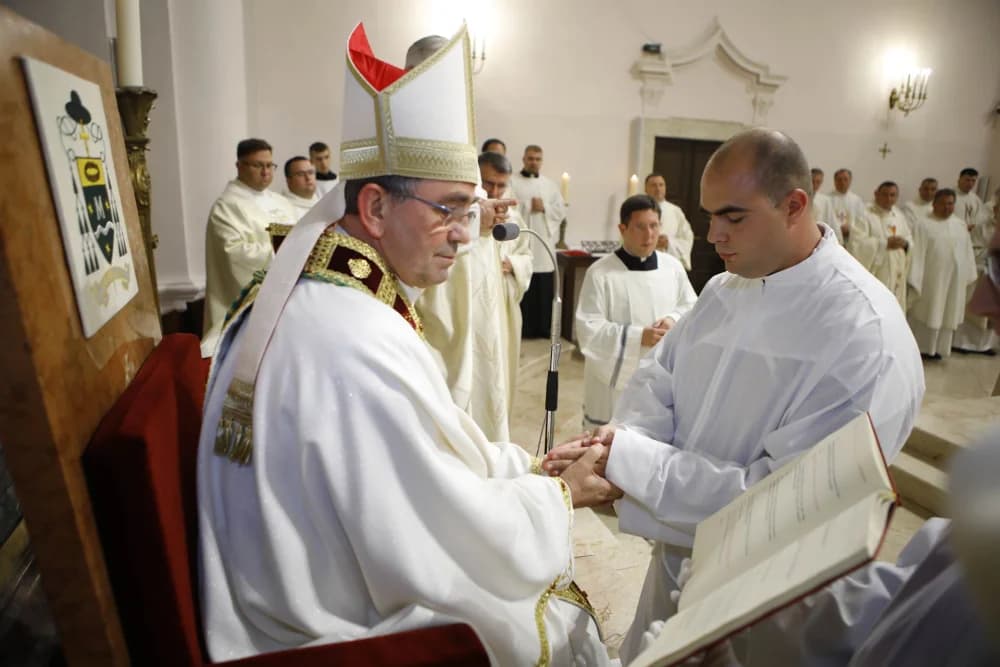 Đakonsko ređenje u požeškoj Katedrali