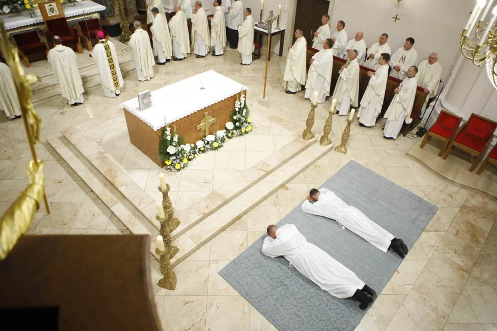 Đakonsko ređenje u požeškoj Katedrali