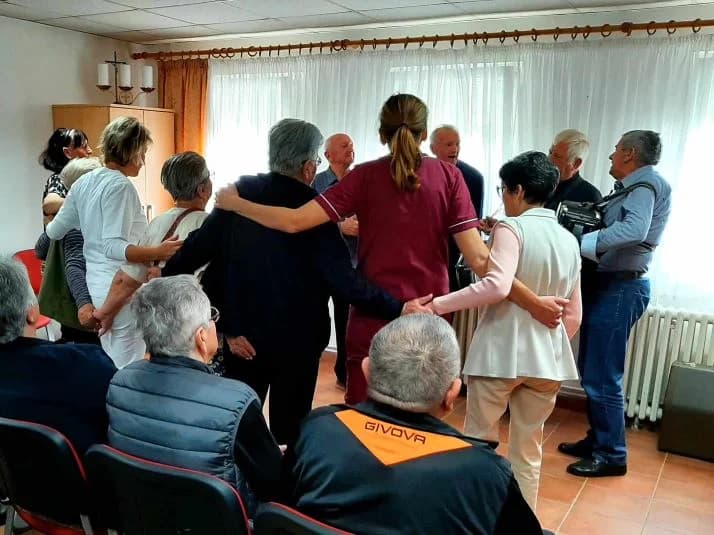 Peićevci posjetili Dom za starije i nemoćne osobe u Velikoj
