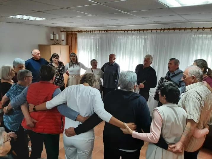 Peićevci posjetili Dom za starije i nemoćne osobe u Velikoj