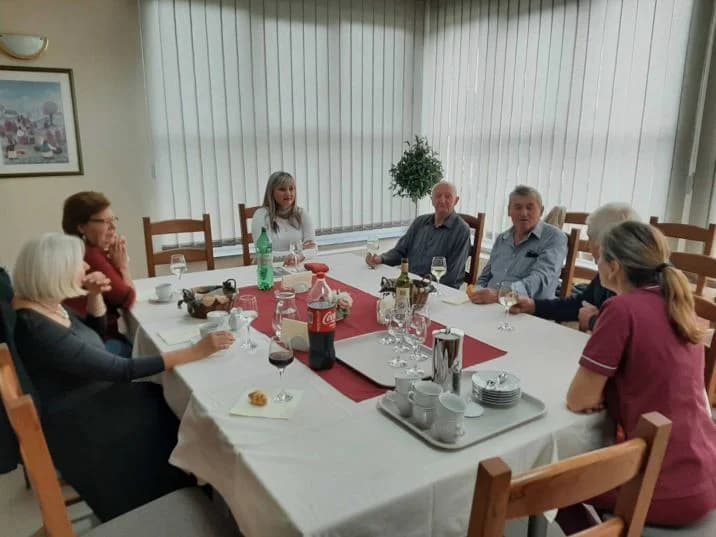Peićevci posjetili Dom za starije i nemoćne osobe u Velikoj