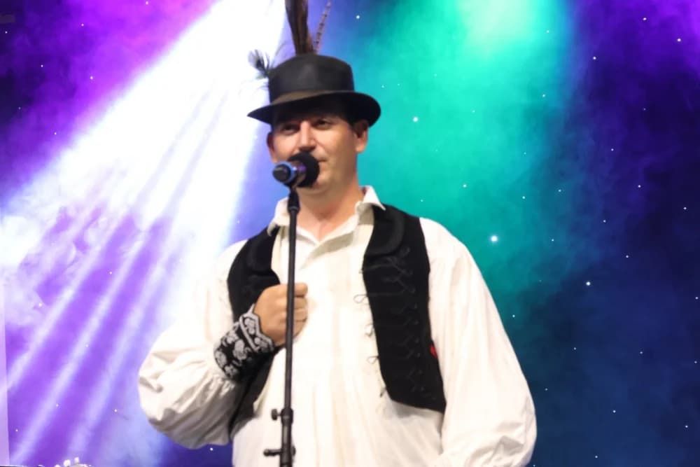 SUBOTIČKI FESTIVAL: Požežanin Luka Samardžić osvojio treće mjesto vlastitom pjesmom, a gosti festivala čelnici Kaptola i Pleternice