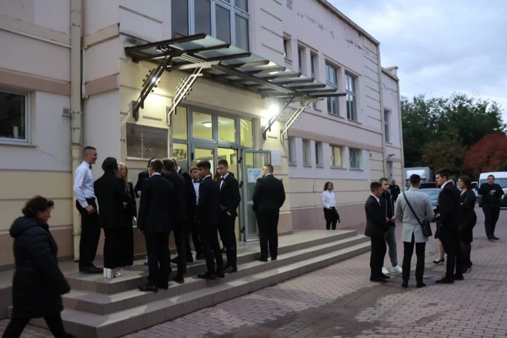 SUBOTIČKI FESTIVAL: Požežanin Luka Samardžić osvojio treće mjesto vlastitom pjesmom, a gosti festivala čelnici Kaptola i Pleternice