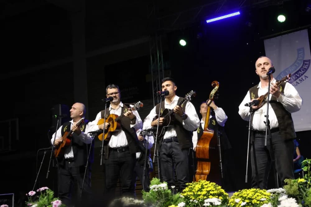 SUBOTIČKI FESTIVAL: Požežanin Luka Samardžić osvojio treće mjesto vlastitom pjesmom, a gosti festivala čelnici Kaptola i Pleternice