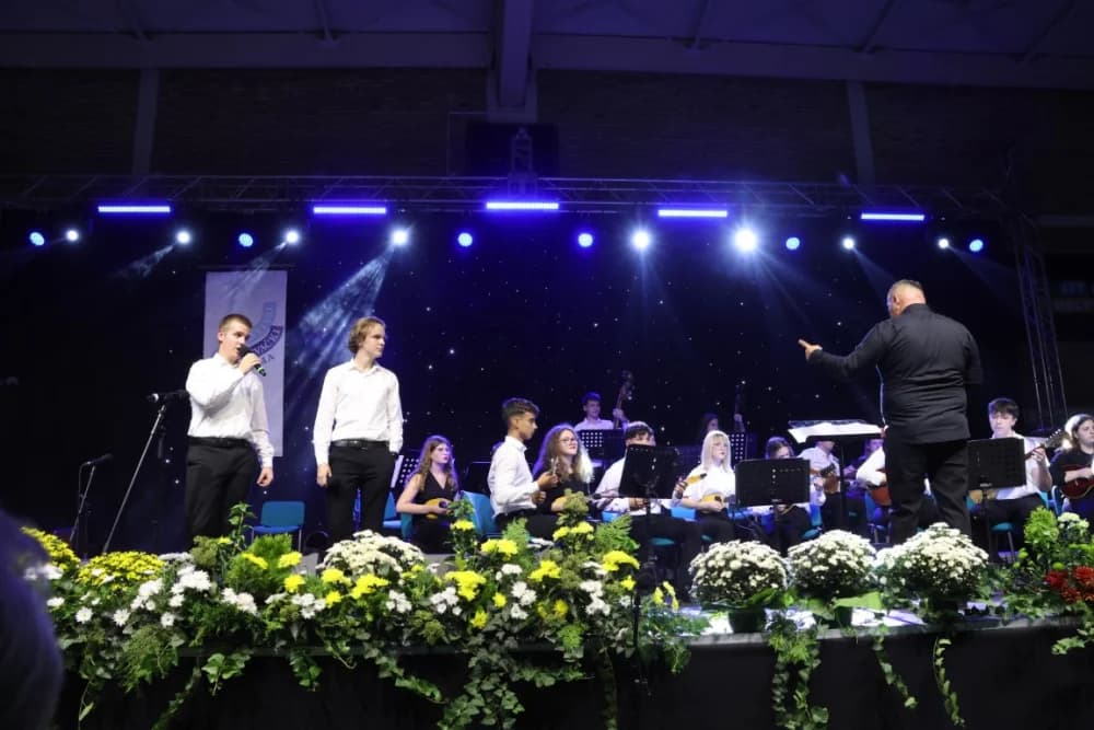 SUBOTIČKI FESTIVAL: Požežanin Luka Samardžić osvojio treće mjesto vlastitom pjesmom, a gosti festivala čelnici Kaptola i Pleternice