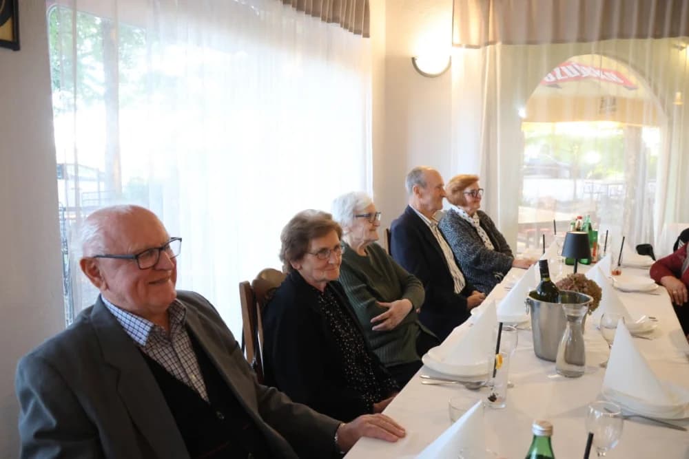 DAN STARIJIH OSOBA: Jakšićki umirovljenici dobili darove uz svoj praznik