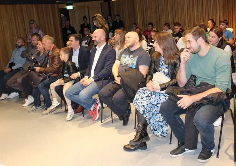 CVJETIĆI GLAZBE PLETERNICA: Predstavljen spot pobjedničke pjesme „Ljutko“ Filipa Kresovljaka