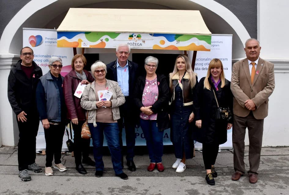 Obilježen Dan ružičaste | Dan plave vrpce te Mjesec borbe protiv raka dojke