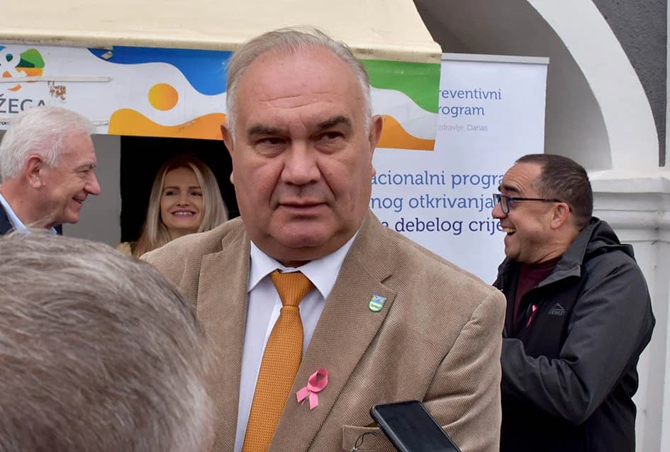 Obilježen Dan ružičaste | Dan plave vrpce te Mjesec borbe protiv raka dojke