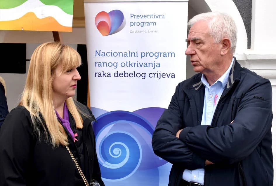 Obilježen Dan ružičaste | Dan plave vrpce te Mjesec borbe protiv raka dojke