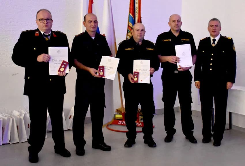 130 GODINA DVD VELIKA: Zlatne medalje dobili D. Marinić, A. Rončević, D. Štiglić i D. Matijević, a spomenice Milan Pastuović(posthumno) i Milan Grubišić