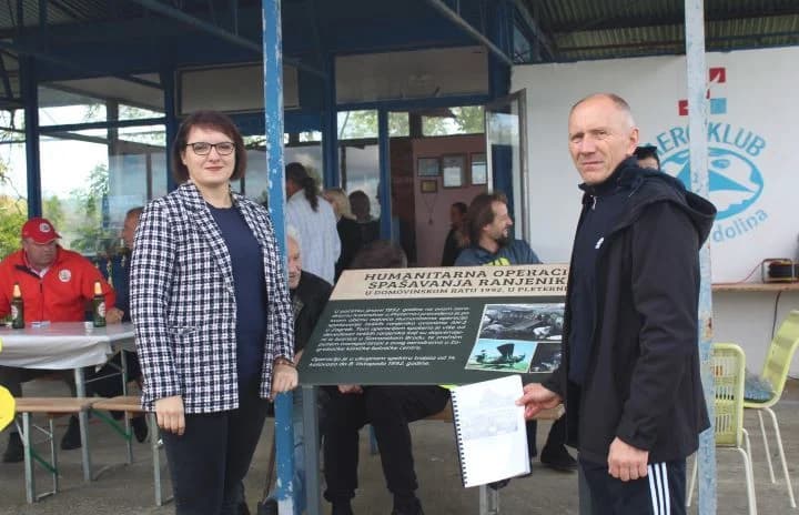 Na poljoprivednom aerodromu Ivanindvor u Pleternici održana sedma „Zmajada“