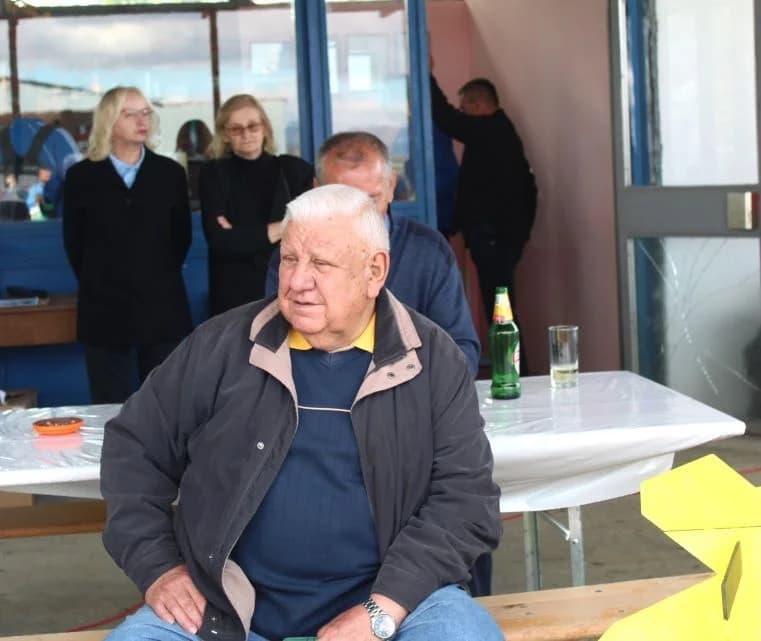 Na poljoprivednom aerodromu Ivanindvor u Pleternici održana sedma „Zmajada“