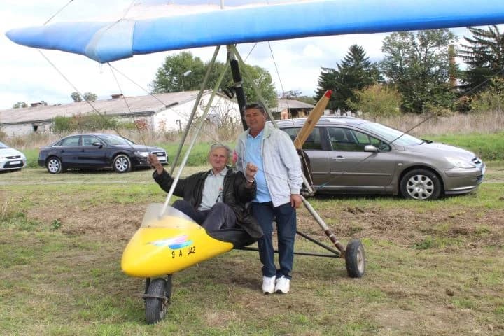 Na poljoprivednom aerodromu Ivanindvor u Pleternici održana sedma „Zmajada“