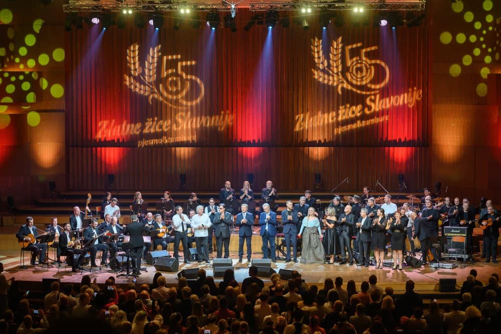 55 godina festivala Zlatne žice Slavonije u zagrebačkoj Koncertnoj dvorani ʼVatroslav Lisinskiʼ: Večer koja je bila ispunjena emocijama, uspomenama i radošću