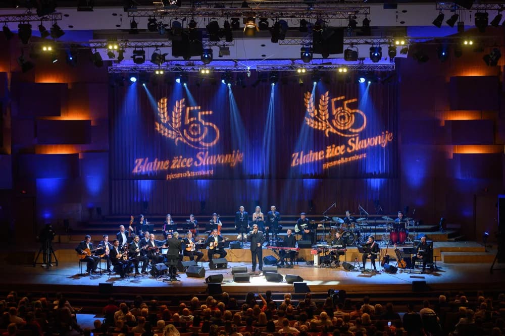 55 godina festivala Zlatne žice Slavonije u zagrebačkoj Koncertnoj dvorani ʼVatroslav Lisinskiʼ: Večer koja je bila ispunjena emocijama, uspomenama i radošću