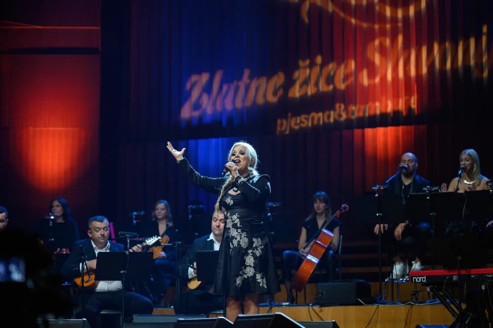55 godina festivala Zlatne žice Slavonije u zagrebačkoj Koncertnoj dvorani ʼVatroslav Lisinskiʼ: Večer koja je bila ispunjena emocijama, uspomenama i radošću