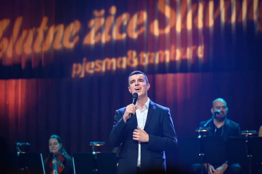 55 godina festivala Zlatne žice Slavonije u zagrebačkoj Koncertnoj dvorani ʼVatroslav Lisinskiʼ: Večer koja je bila ispunjena emocijama, uspomenama i radošću