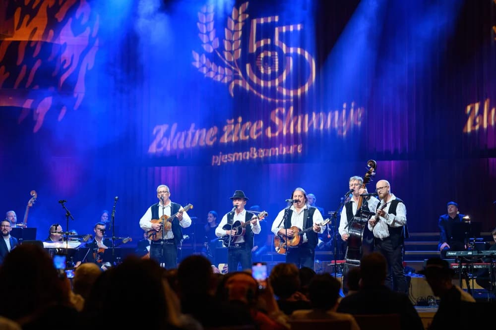 55 godina festivala Zlatne žice Slavonije u zagrebačkoj Koncertnoj dvorani ʼVatroslav Lisinskiʼ: Večer koja je bila ispunjena emocijama, uspomenama i radošću