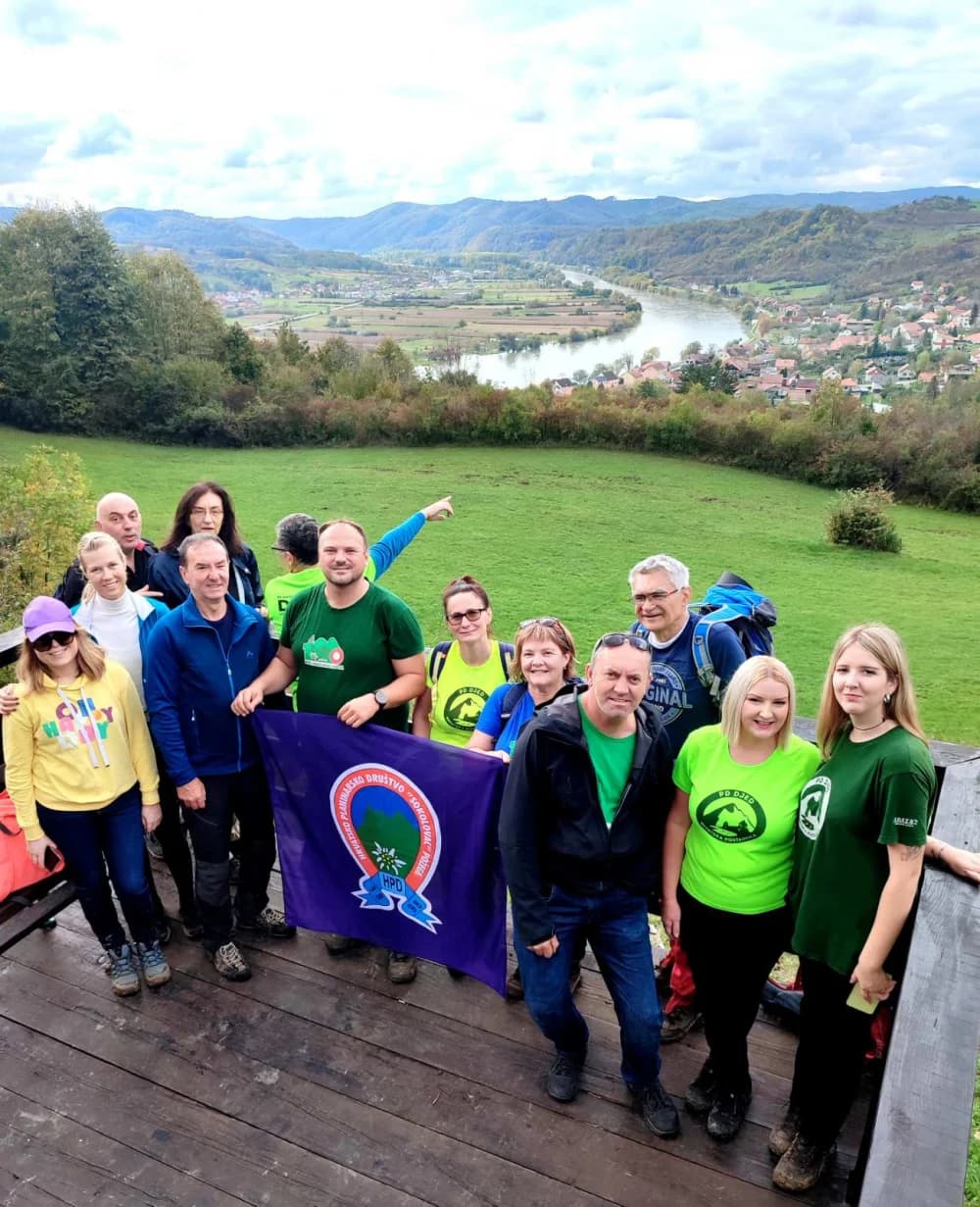 Planinari požeškog Sokolovca kušali kestenje na priredbi u Hrvatskoj Kostajnici