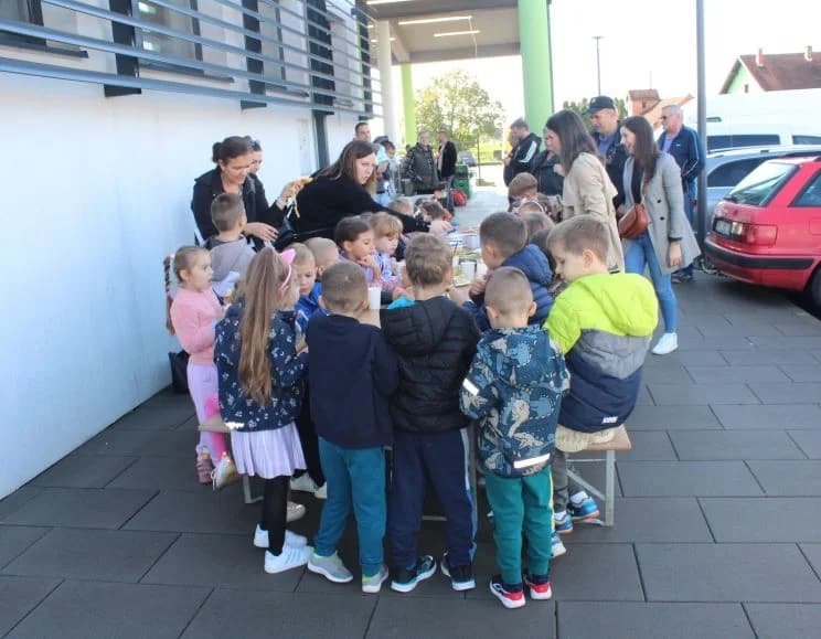 Na Gradskoj tržnici u Pleternici održana radionica zdrave prehrane