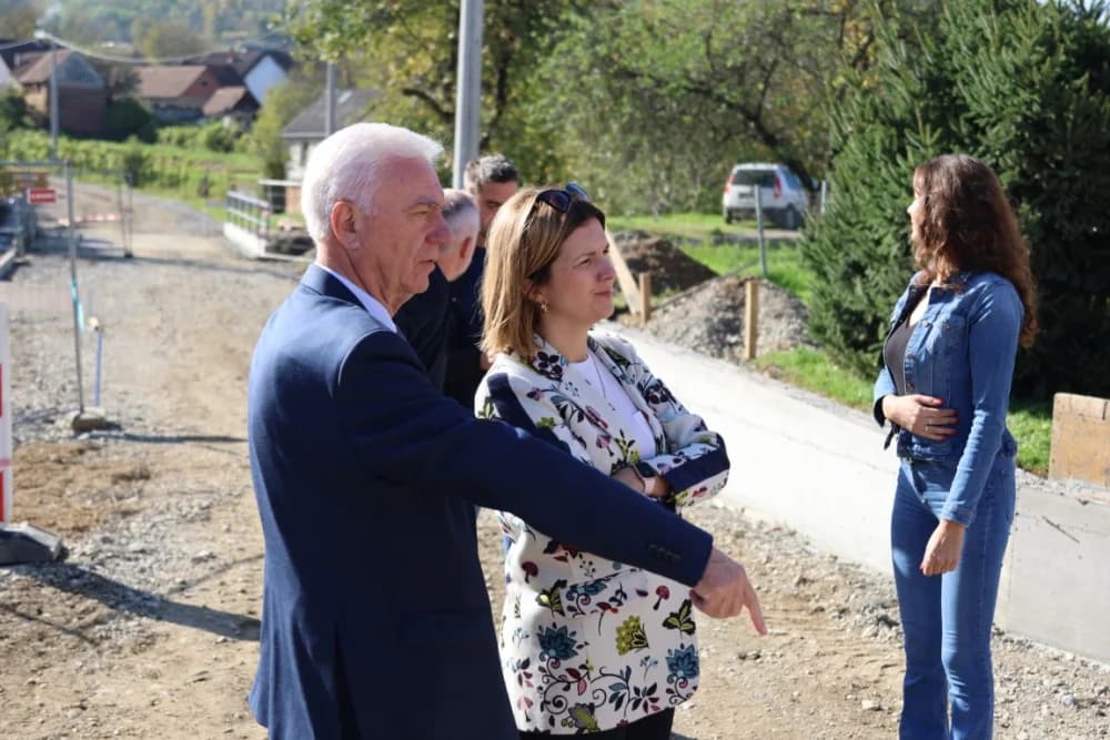 Napreduju radovi na izgradnji kolnika i sustavu oborinske odvodnje u Novom Selu - Vinorodnoj ulici