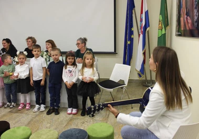 Predstavljena zanimljiva knjiga za djecu ʼŠuškava pričaʼ autorice Anite Dvorski