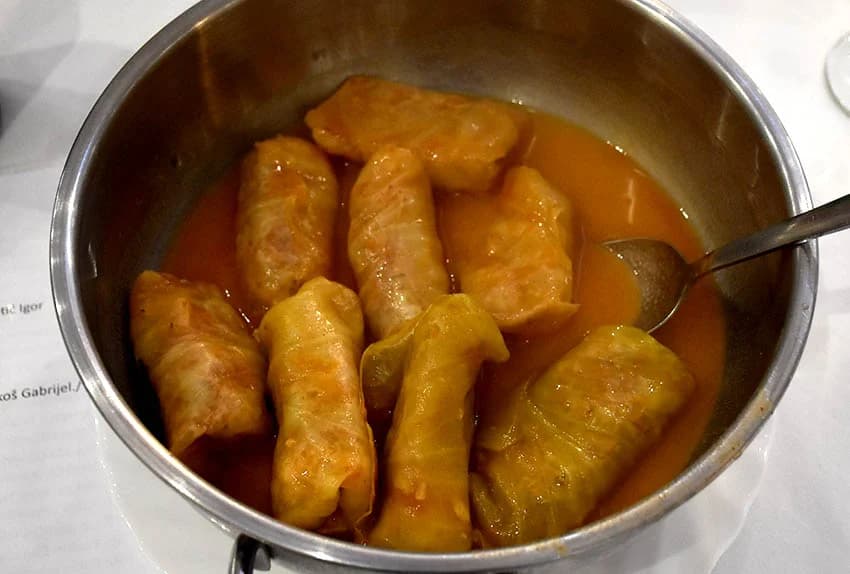 ODRŽANA TRADICIONALNA LIČKA ZABAVA: Uz pjesmu i ples do jutra