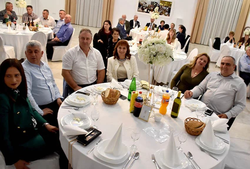 ODRŽANA TRADICIONALNA LIČKA ZABAVA: Uz pjesmu i ples do jutra