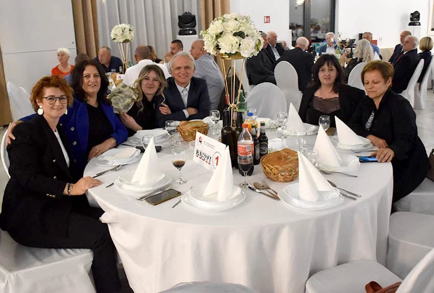 ODRŽANA TRADICIONALNA LIČKA ZABAVA: Uz pjesmu i ples do jutra