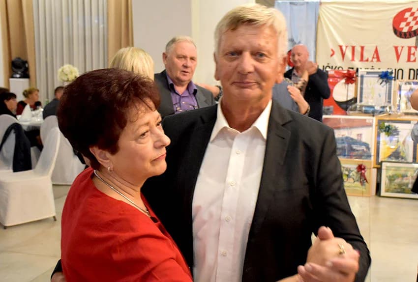 ODRŽANA TRADICIONALNA LIČKA ZABAVA: Uz pjesmu i ples do jutra