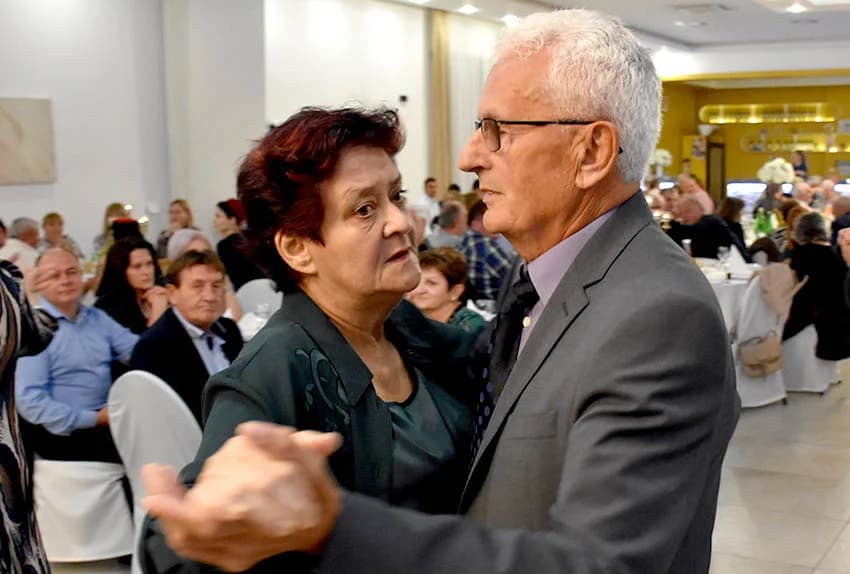 ODRŽANA TRADICIONALNA LIČKA ZABAVA: Uz pjesmu i ples do jutra