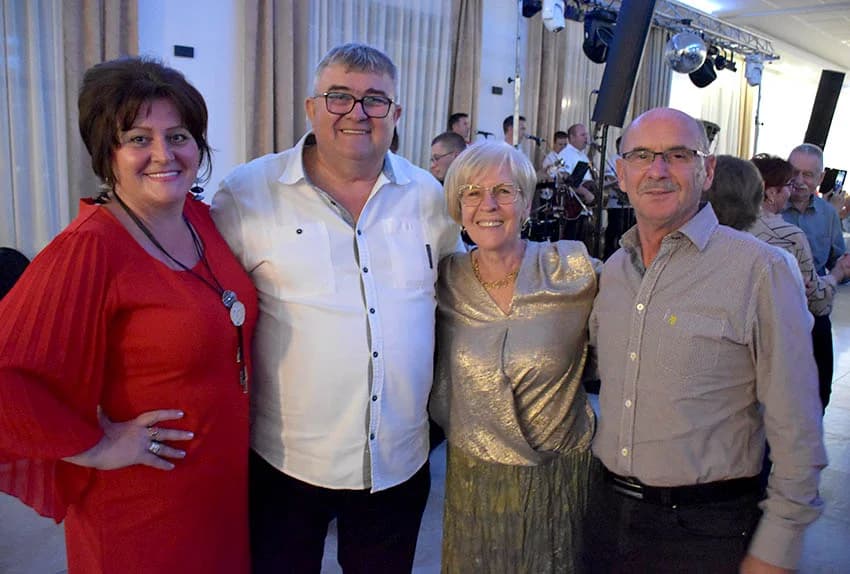 ODRŽANA TRADICIONALNA LIČKA ZABAVA: Uz pjesmu i ples do jutra