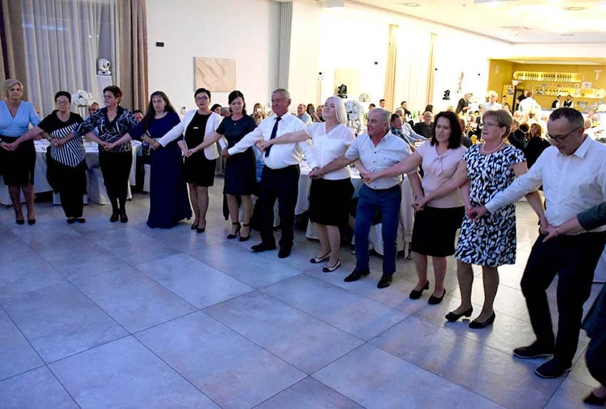 ODRŽANA TRADICIONALNA LIČKA ZABAVA: Uz pjesmu i ples do jutra