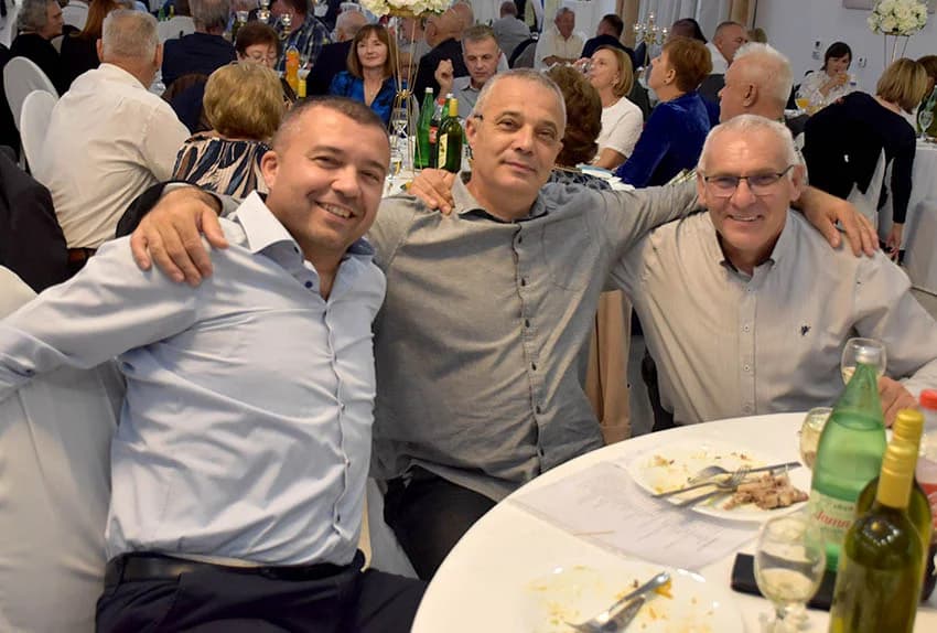 ODRŽANA TRADICIONALNA LIČKA ZABAVA: Uz pjesmu i ples do jutra