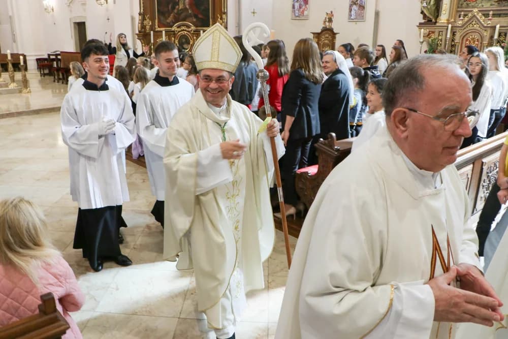 Hodočašće dječjih pjevačkih zborova u požešku Katedralu