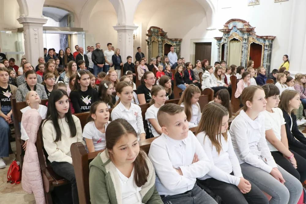 Hodočašće dječjih pjevačkih zborova u požešku Katedralu