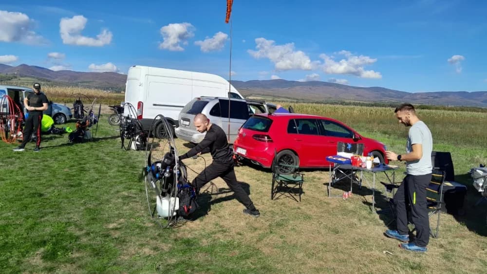 Letači požeškog Bumbara na Susretu paraglajdera okupili kolege iz tri države