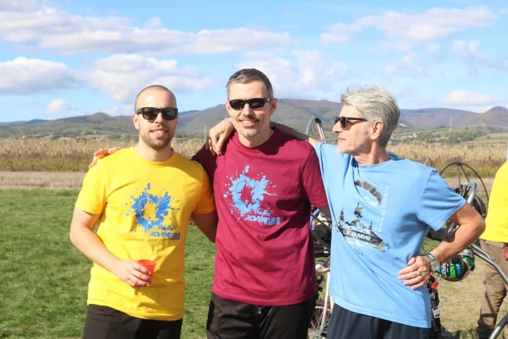 Letači požeškog Bumbara na Susretu paraglajdera okupili kolege iz tri države