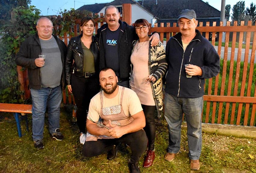 ODRŽANA 6. BIŠKUPAČKA ROŠTILJADA: Jelena Štivić i Dragan Polgar najbolji roštilj majstori