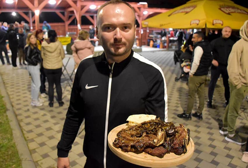 ODRŽANA 6. BIŠKUPAČKA ROŠTILJADA: Jelena Štivić i Dragan Polgar najbolji roštilj majstori
