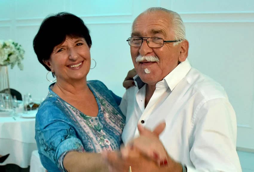 ZABAVA U POŽEŠKOJ SVEČANOJ DVORANI GLORIA : Uz ples i igranje kola do iza ponoći